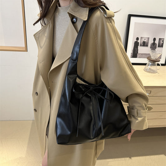 Fashionable  Shoulder Large Capacity Niche Design Bag