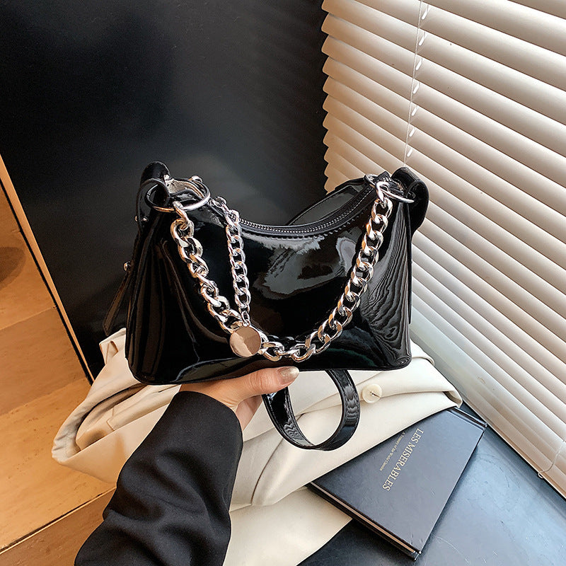 High-end Western Style One-shoulder Crossbody Bag