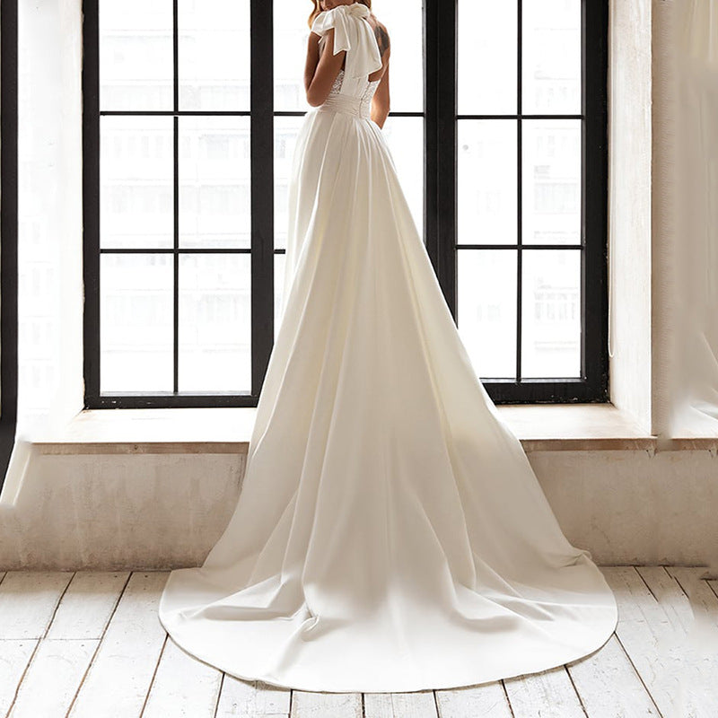 Slim-Fit Elegant Cocktail Dress